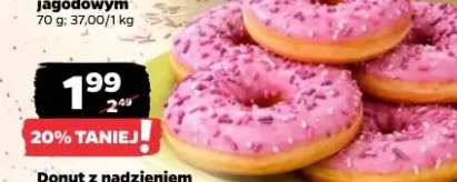 Donut z nadzieniem z owoców leśnych