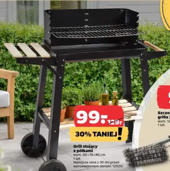 Grill stojący z półkami